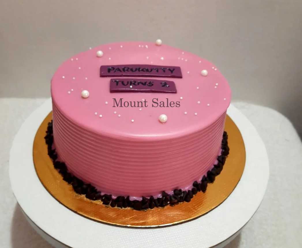 Premium RED N White Velvet Cake